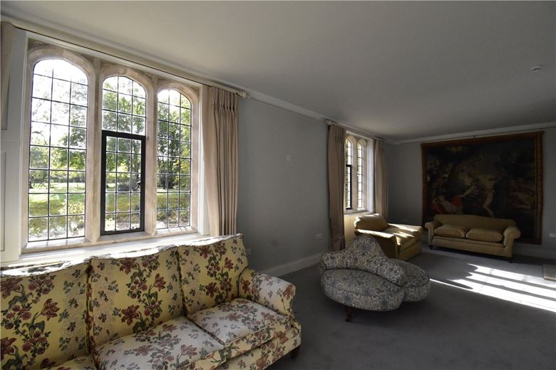 6 bedroom house, Newmarket Road, Kirtling CB8