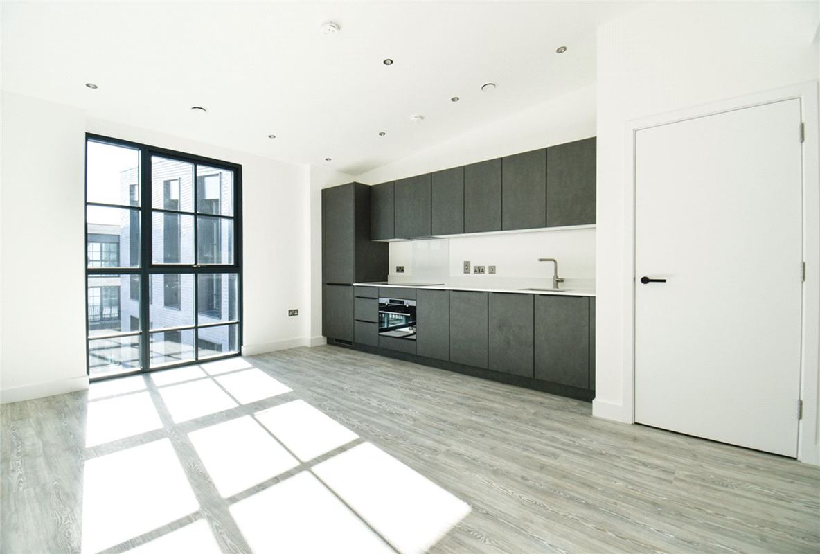  bedroom flat, Turing Way, Cambridge CB3 - Let Agreed