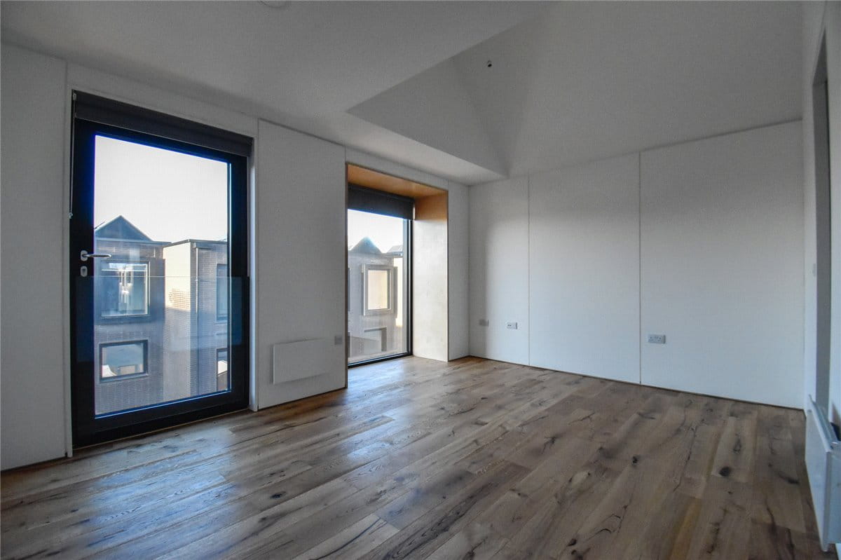 3 bedroom house, Lockhart Way, Northstowe CB24 - Available