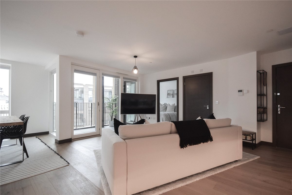 2 bedroom flat, 4 Station Square, Cambridge CB1 - Let Agreed