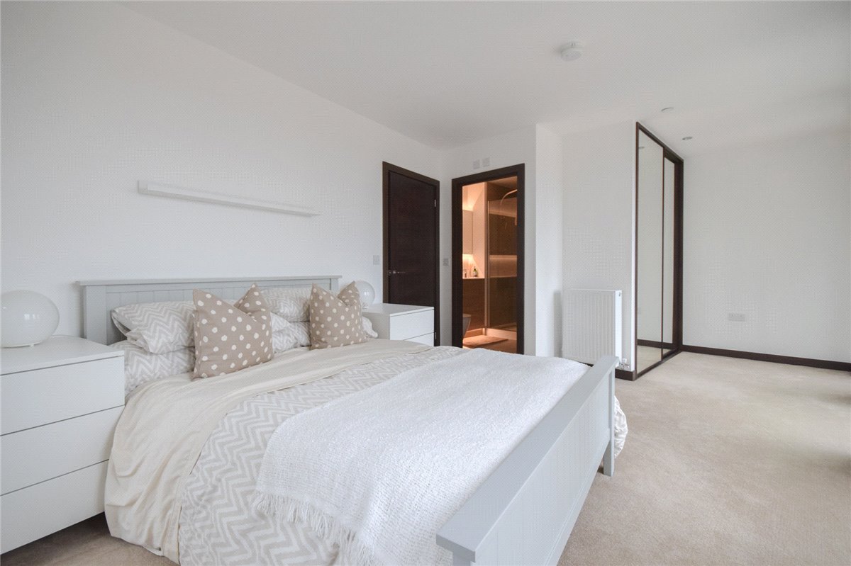 2 bedroom flat, 4 Station Square, Cambridge CB1 - Let Agreed