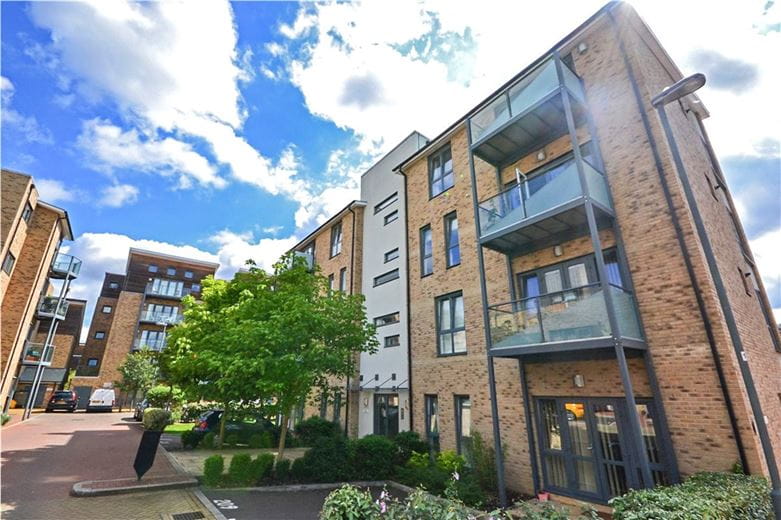 1 bedroom flat, Scholars Walk, Cambridge CB4