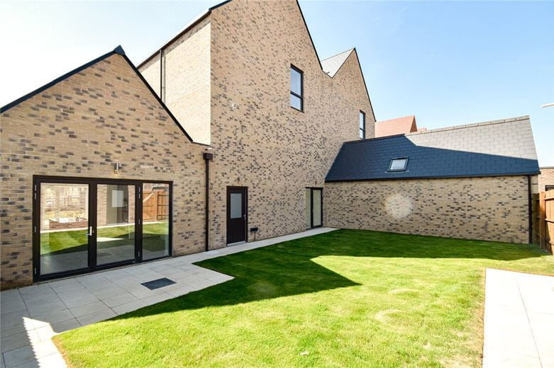 4 bedroom house, Gregory Park North, Cambridge CB5