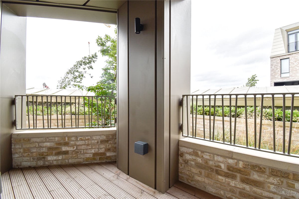 2 bedroom flat, The Oak Building, Rudduck Way CB3