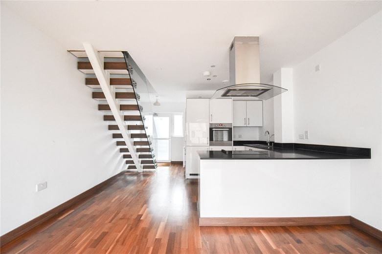 2 bedroom flat, Flamsteed Close, Cambridge CB1 - Let Agreed