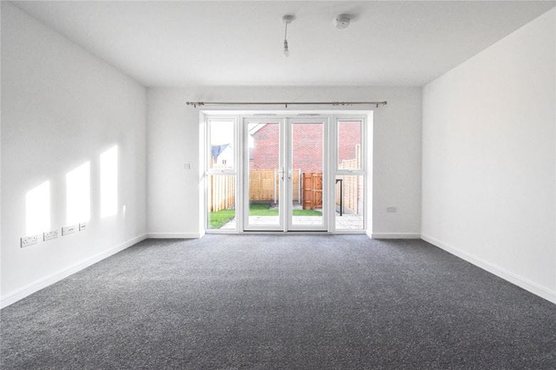 2 bedroom house, Coventry Drive, Bishop's Stortford CM23 - Available