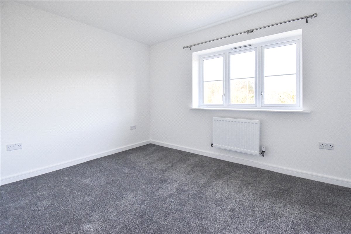 2 bedroom house, Coventry Drive, Bishop's Stortford CM23 - Available