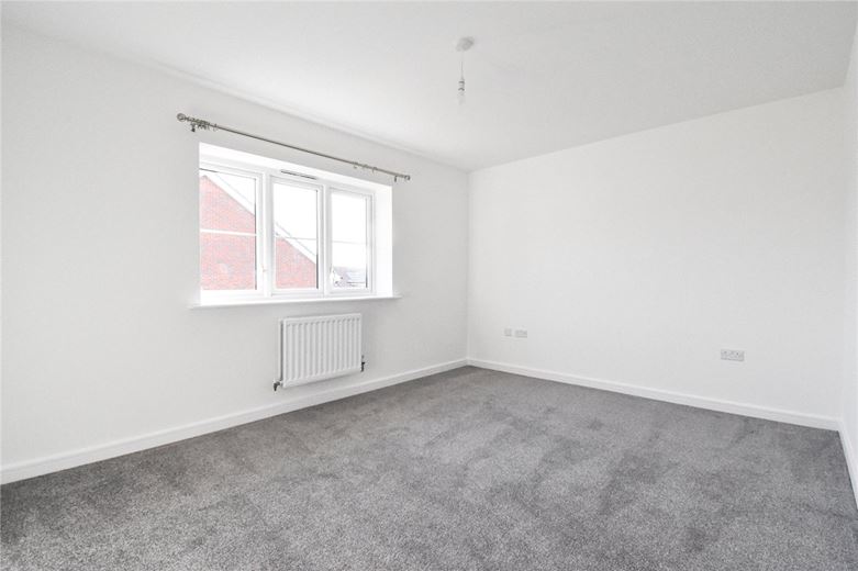 2 bedroom house, Coventry Drive, Bishop's Stortford CM23 - Available