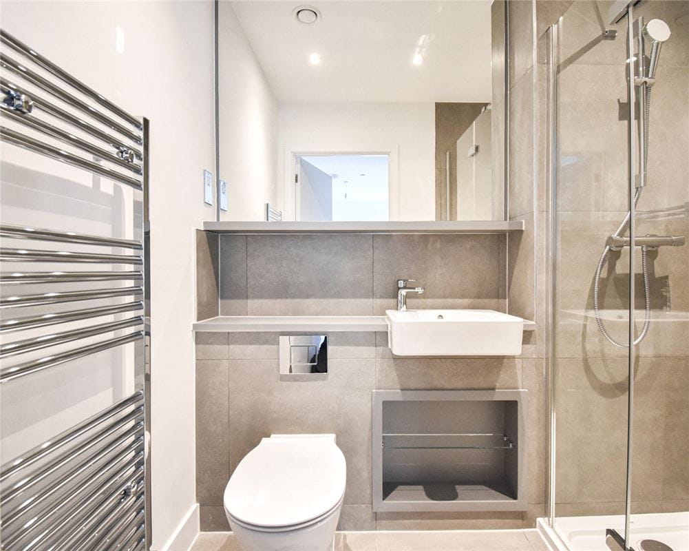 2 bedroom flat, Bragg Way, Cambridge CB5 - Let Agreed