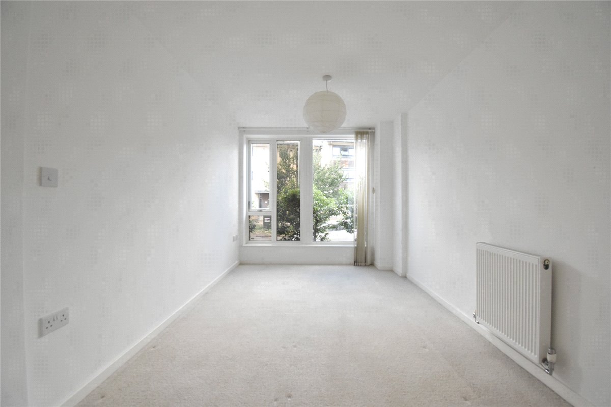 2 bedroom flat, Marque House, 143 Hills Road CB2 - Available