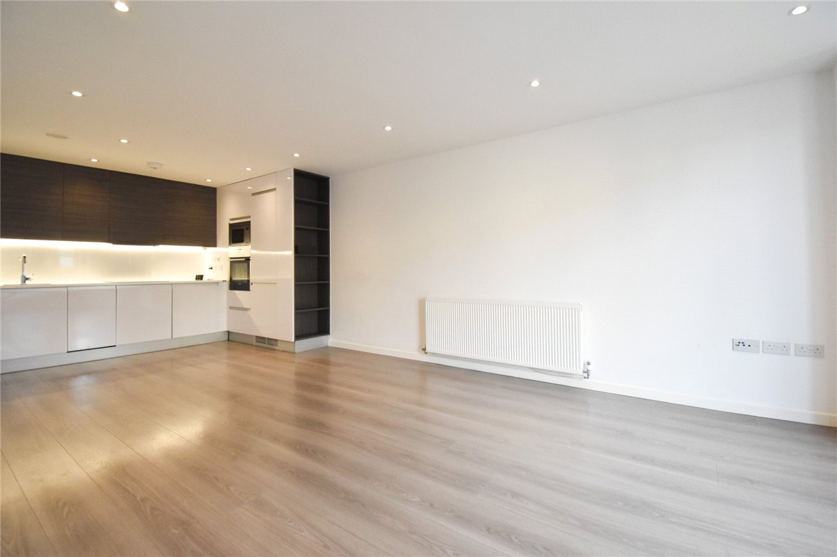 2 bedroom flat, Marque House, 143 Hills Road CB2 - Available