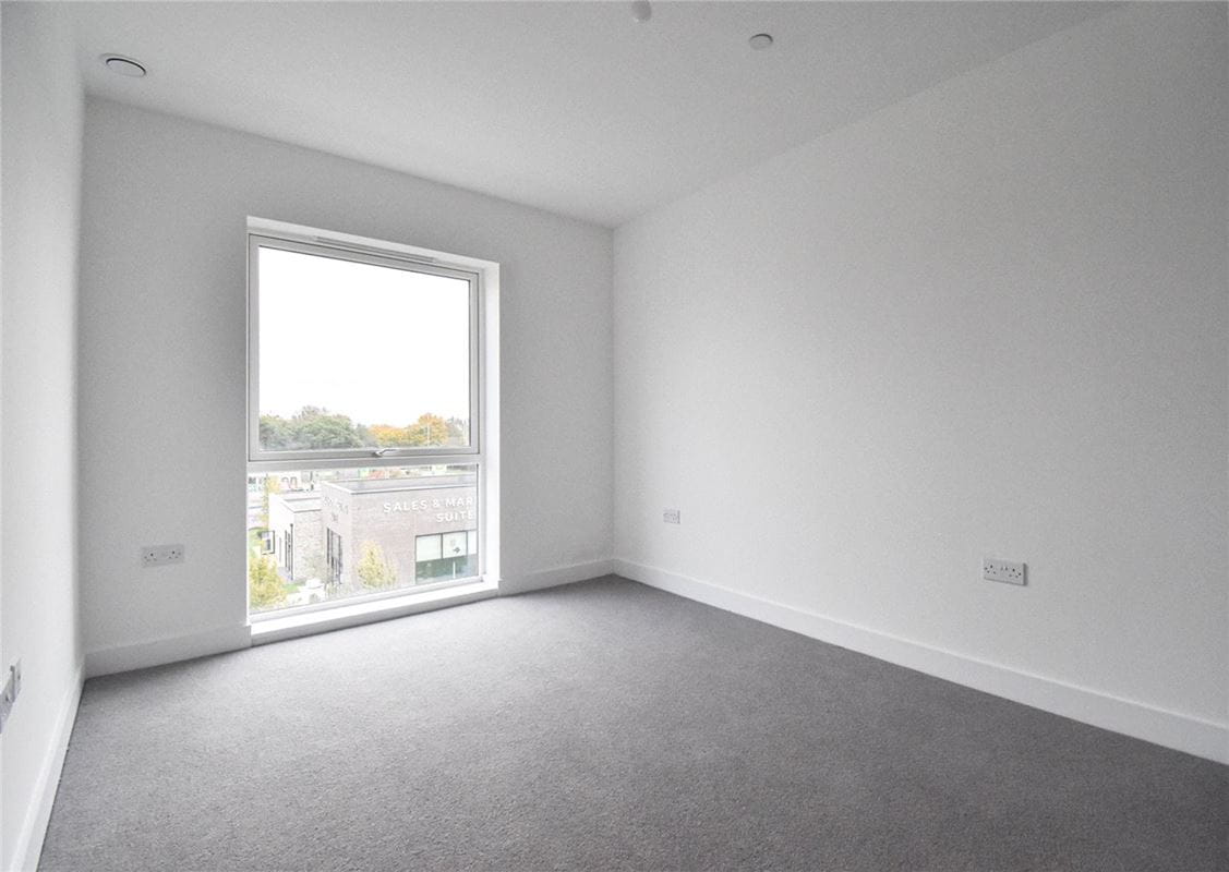2 bedroom flat, Marleigh Avenue, Cambridge CB5 - Available