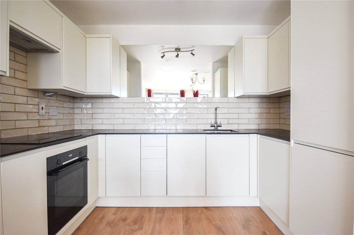 2 bedroom flat, Bailey House, Rustat Avenue CB1 - Let Agreed