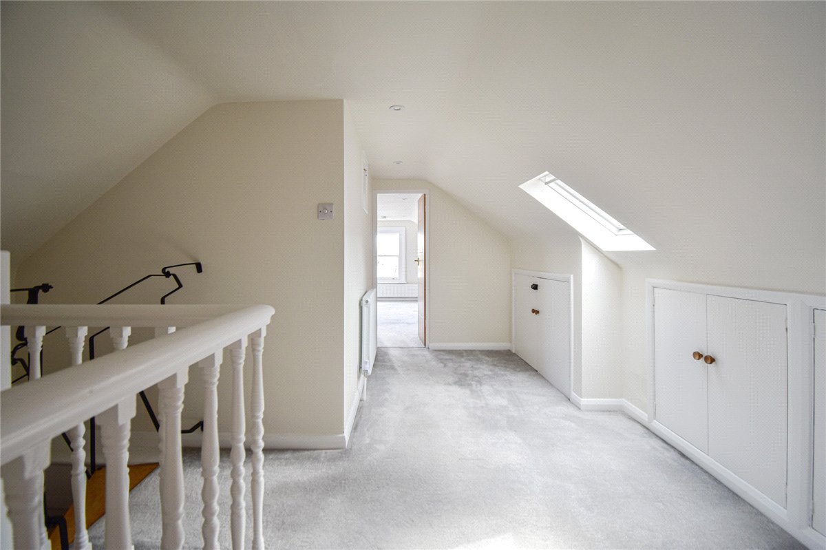 3 bedroom flat, Bateman Street, Cambridge CB2 - Available