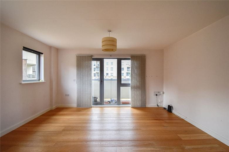 2 bedroom flat, Glenalmond Avenue, Cambridge CB2 - Let Agreed