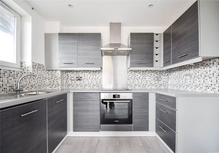 2 bedroom flat, Warren Close, Cambridge CB2 - Let Agreed