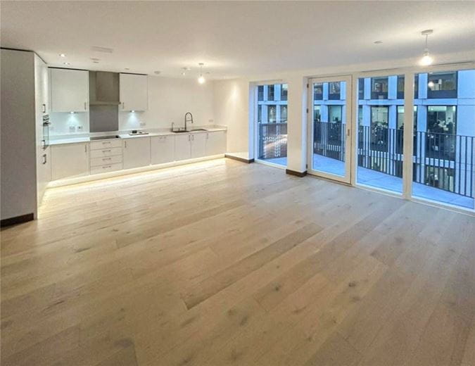 2 bedroom flat, 4 Station Square, Cambridge CB1 - Available