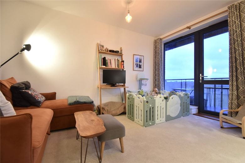 2 bedroom flat, Hobson Avenue, Trumpington CB2 - Available