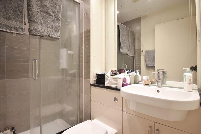 1 bedroom flat, Guthrie Court, Paradise Street CB1 - Let Agreed