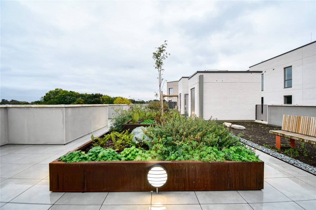 2 bedroom flat, Eddington Avenue, Eddington CB3 - Available