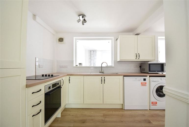 2 bedroom house, Barnwell Road, Cambridge CB5 - Let Agreed