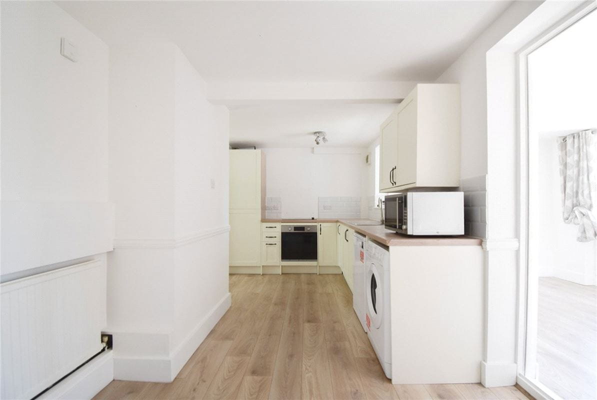 2 bedroom house, Barnwell Road, Cambridge CB5 - Let Agreed