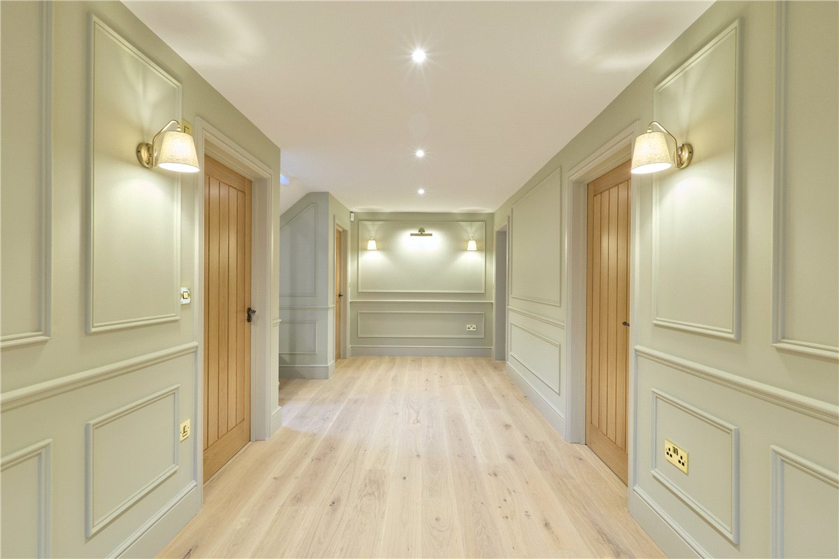 4 bedroom house, Water End, Wrestlingworth SG19 - Available