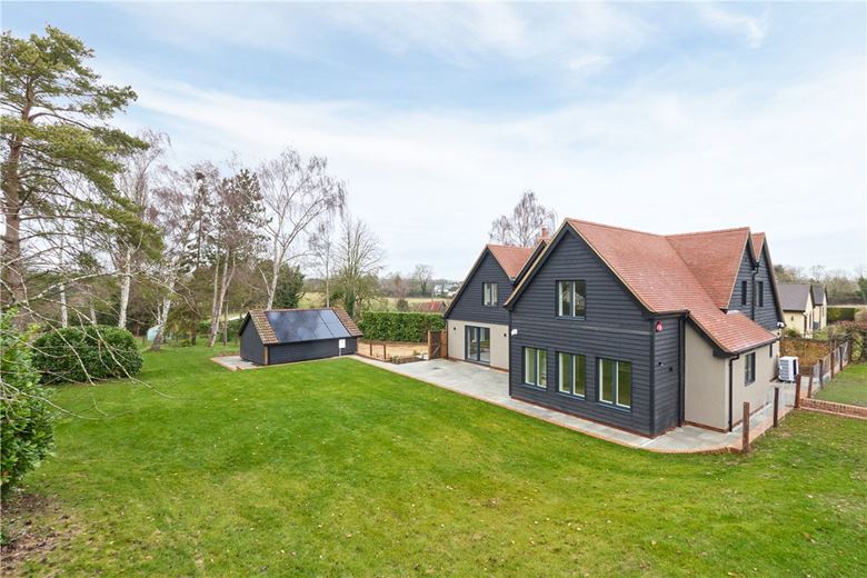 4 bedroom house, Water End, Wrestlingworth SG19 - Available