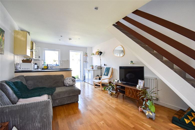 2 bedroom house, William Smith Close, Cambridge CB1 - Let Agreed