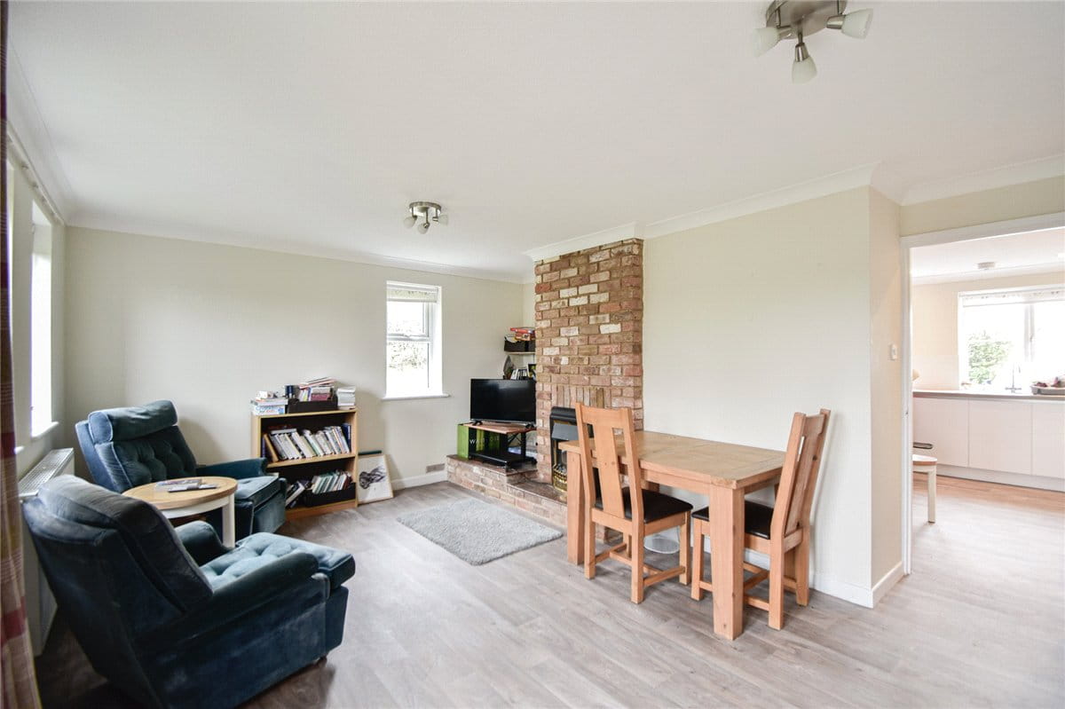 3 bedroom house, Streetly Hall Cottages, Streetly End CB21 - Let Agreed