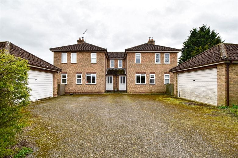 3 bedroom house, Streetly Hall Cottages, Streetly End CB21 - Let Agreed
