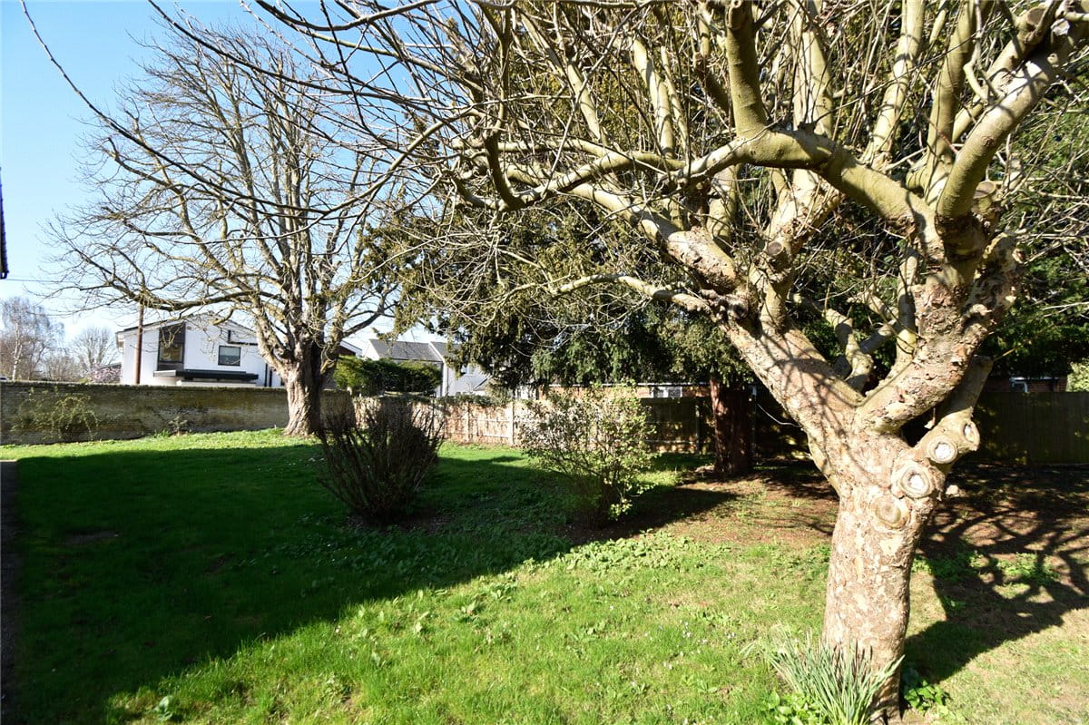 5 bedroom house, High Street, Fowlmere SG8 - Available