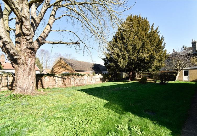 5 bedroom house, High Street, Fowlmere SG8 - Available