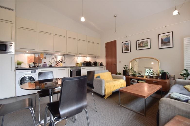 1 bedroom flat, Clare Road, Cambridge CB3 - Let Agreed
