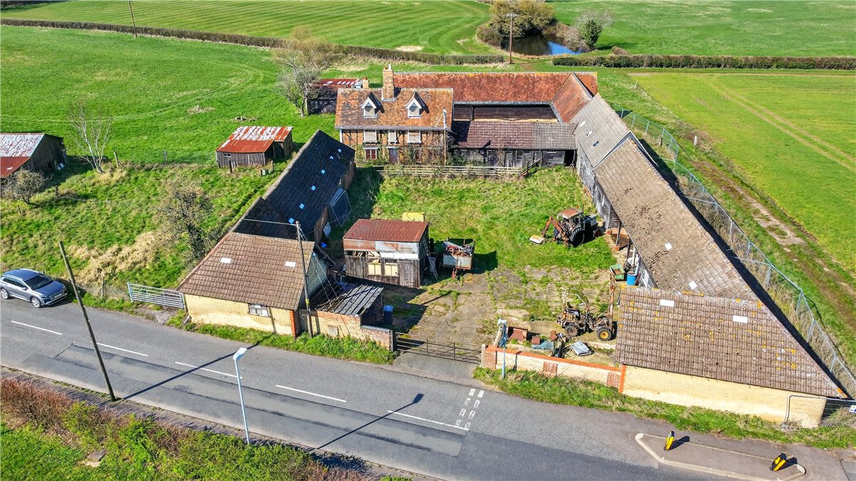  Cottage, Ampthill Road, Steppingley MK45 - Available