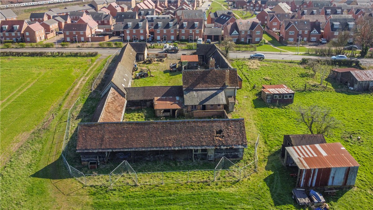  Cottage, Ampthill Road, Steppingley MK45 - Available