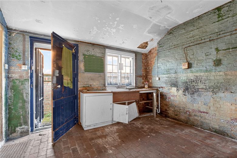  Cottage, Ampthill Road, Steppingley MK45 - Available