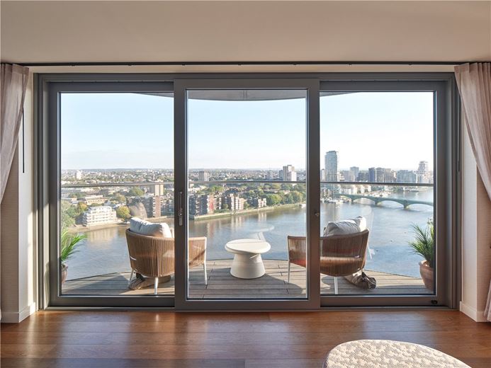 4 bedroom flat, Waterfront Drive, Chelsea Waterfront SW10 - Available