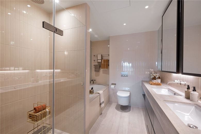 4 bedroom flat, Waterfront Drive, Chelsea Waterfront SW10 - Available