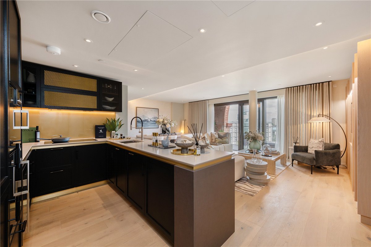 6 bedroom flat, Waterfront Drive, Chelsea Waterfront SW10 - Available