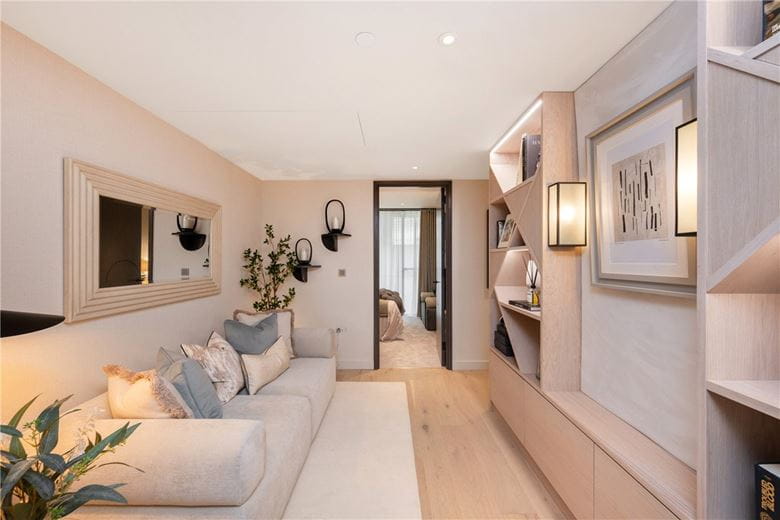 6 bedroom flat, Waterfront Drive, Chelsea Waterfront SW10 - Available