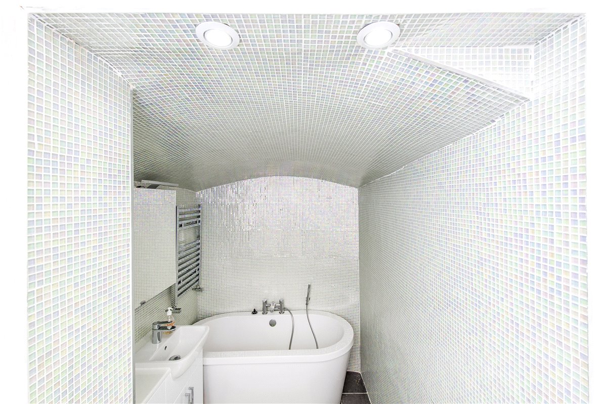 4 bedroom house, Limerston Street, Chelsea SW10 - Sold