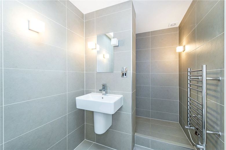 4 bedroom house, Limerston Street, Chelsea SW10 - Sold