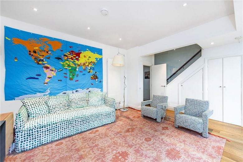 4 bedroom house, Limerston Street, Chelsea SW10 - Sold