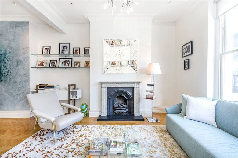 4 bedroom house, Limerston Street, Chelsea SW10 - Sold