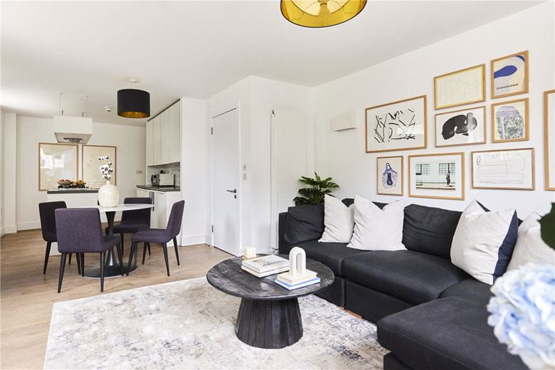 2 bedroom maisonette, Studland Street, W6 - Available