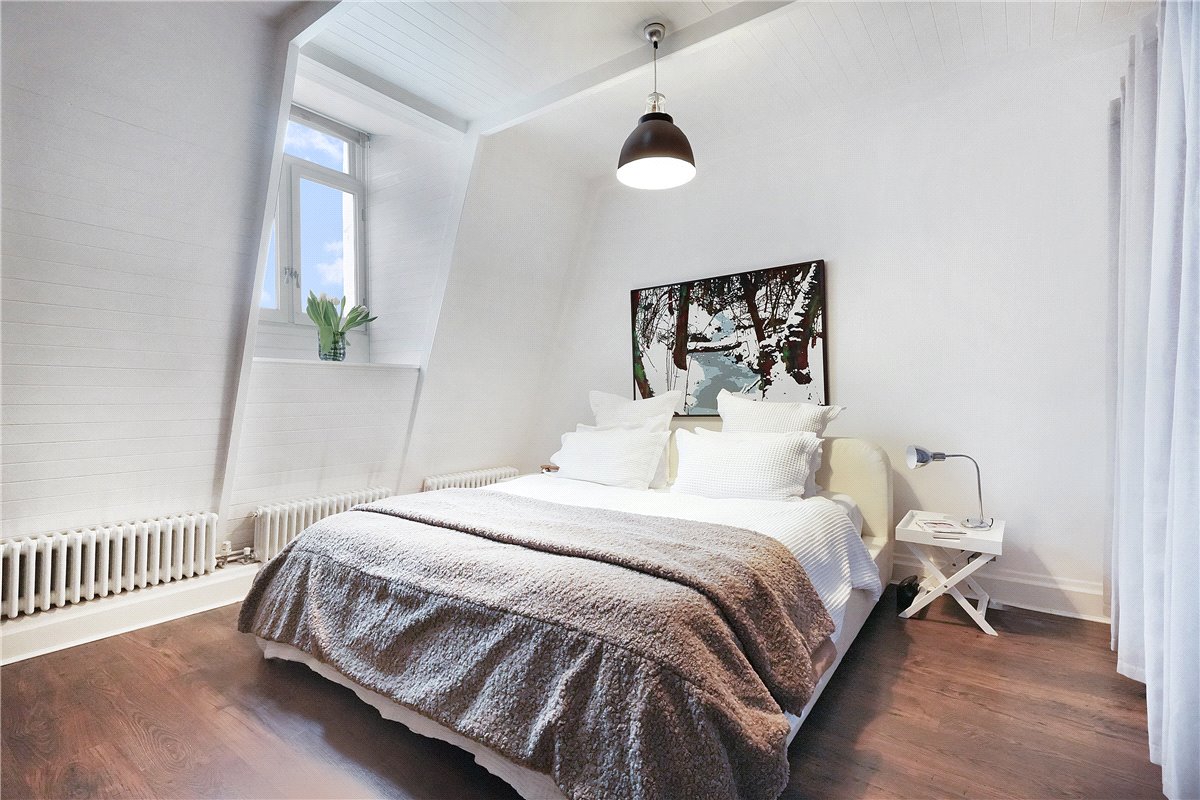 2 bedroom flat, Harrington Road, South Kensington SW7 - Available