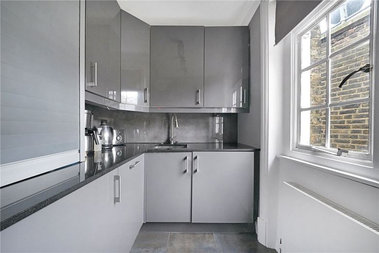 2 bedroom flat, Harrington Road, South Kensington SW7 - Available