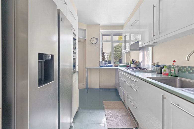 2 bedroom flat, Melton Court, South Kensington SW7 - Available