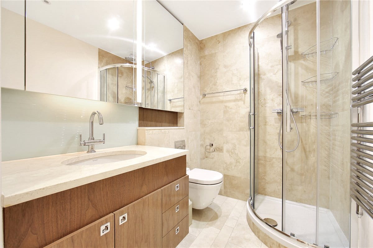 1 bedroom flat, Lancelot Place, Knightsbridge SW7 - Available